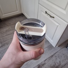 Термокружка STANLEY QUENCHER H2.0 0,59L 10-11911-024 с трубочкой, бежевая